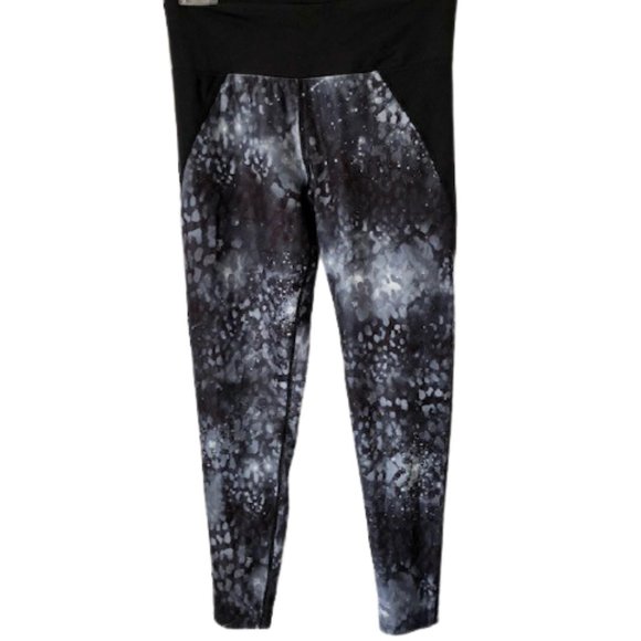 Betsey Johnson Pants - Printed Betsey Johnson Performance Leggings - Galactic -  S